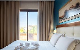 Hotel Flora  3*